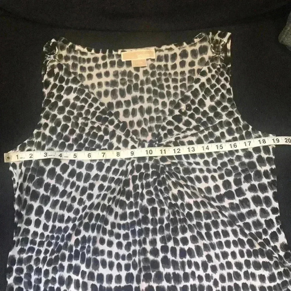 Michael MICHAEL KORS Black & White knotted Front Metal loops Shoulder Top-M - Picture 7 of 9